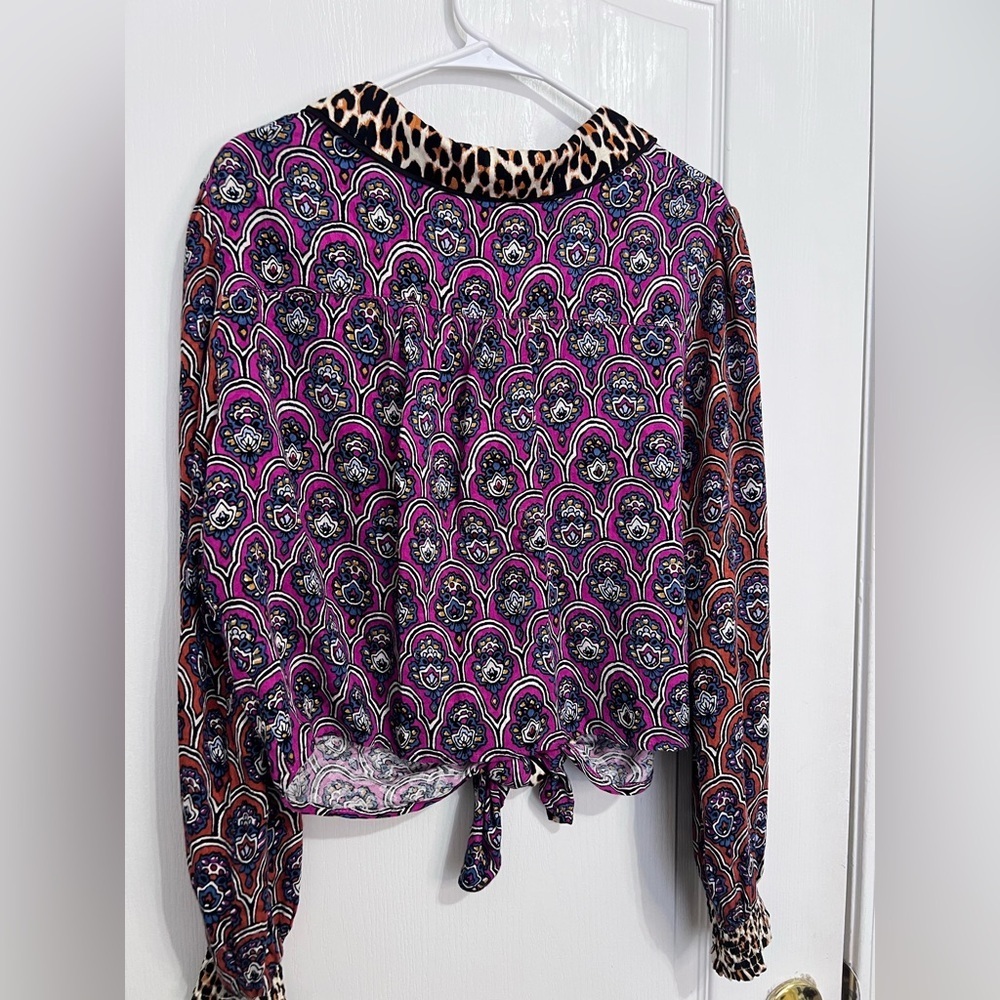 Anthropologie Patterned long sleeves paisley print and leopard collar Top size M - Picture 6 of 15